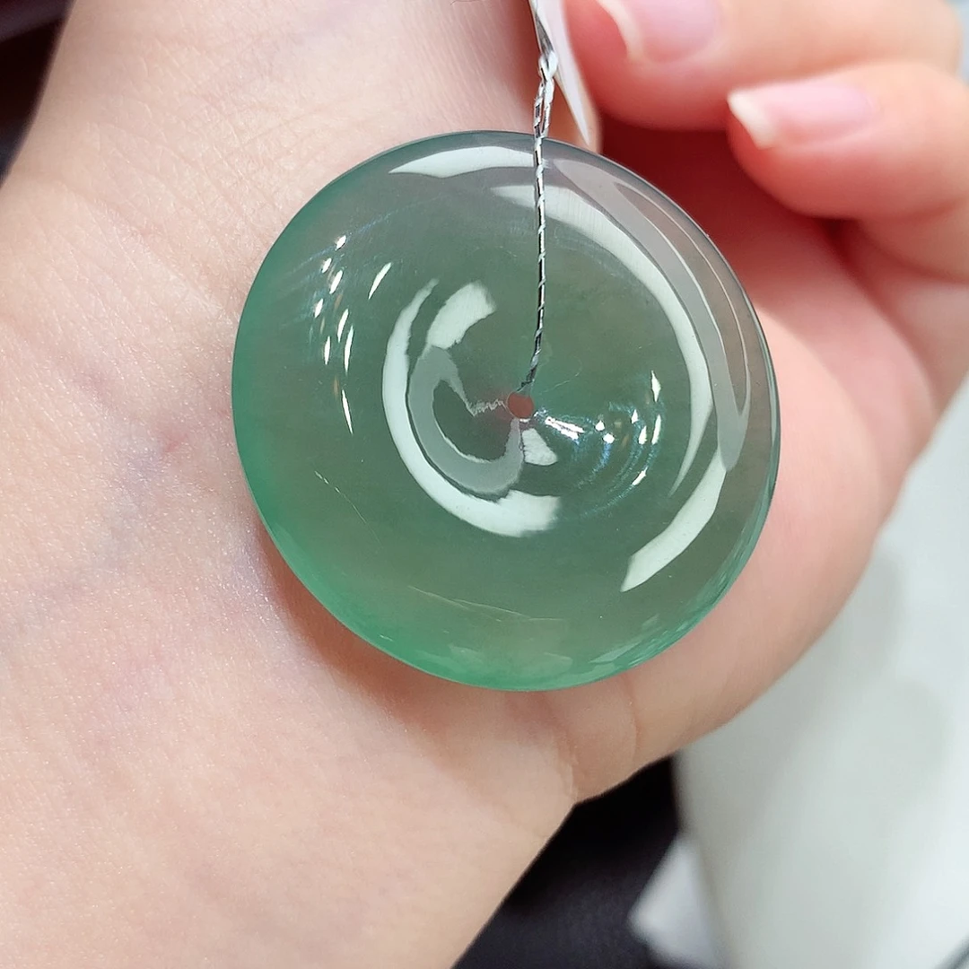 颈饰未镶嵌翡翠翡翠70，31.4/5.2