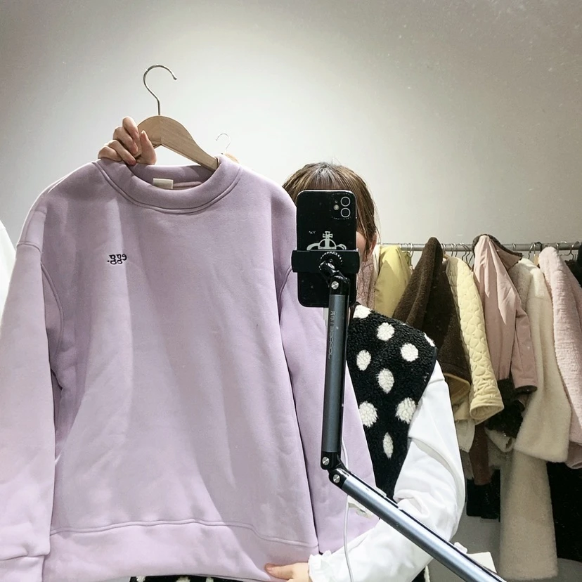 【闪购商品】紫色卫衣