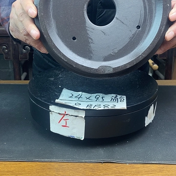 紫砂花盆货号一只BB83