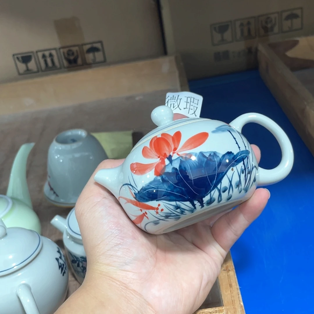 釉下手绘茶具微瑕