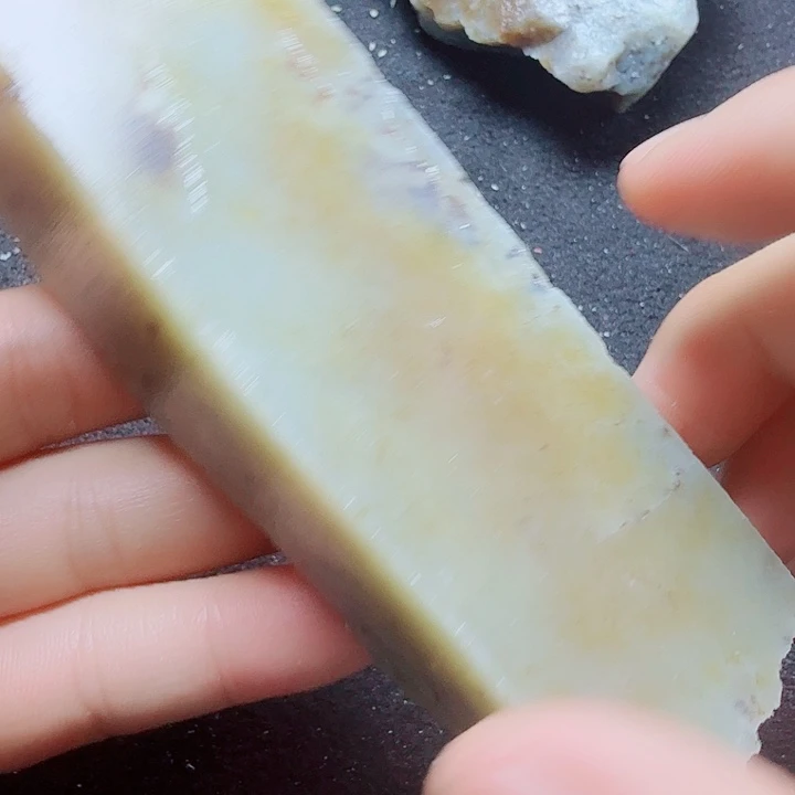 和田玉（糖玉）未镶嵌珠宝半成品