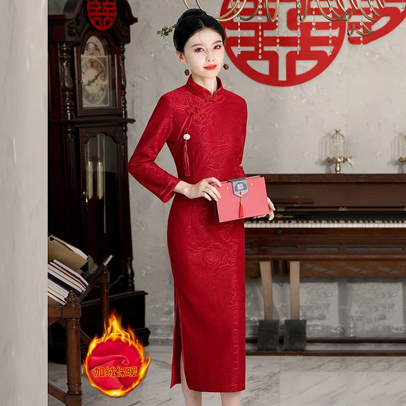 秋冬装加绒加厚红色改良旗袍冬季新款女复古长袖中式婚礼喜妈妈装