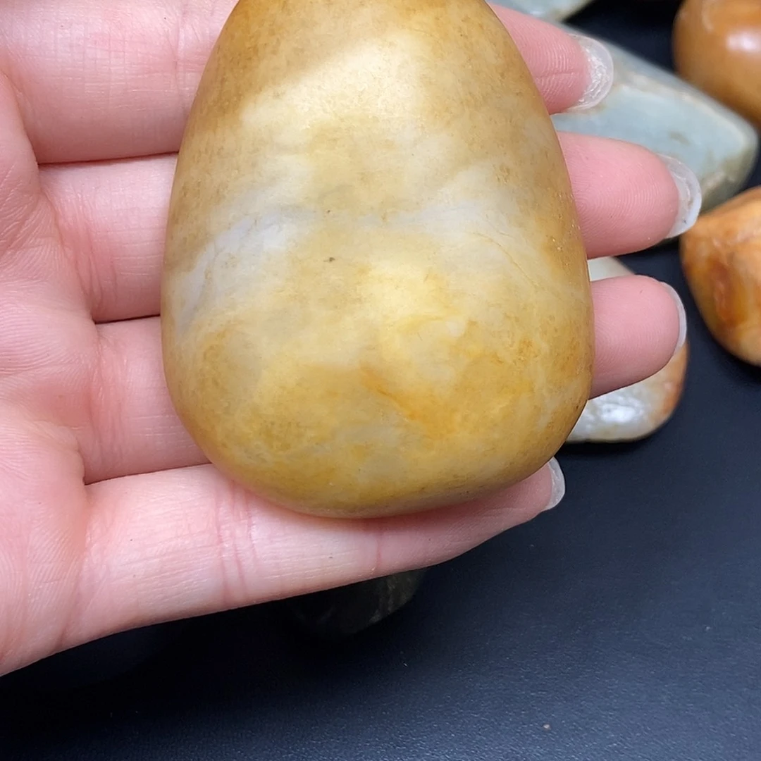 和田玉（糖玉）未镶嵌挂件