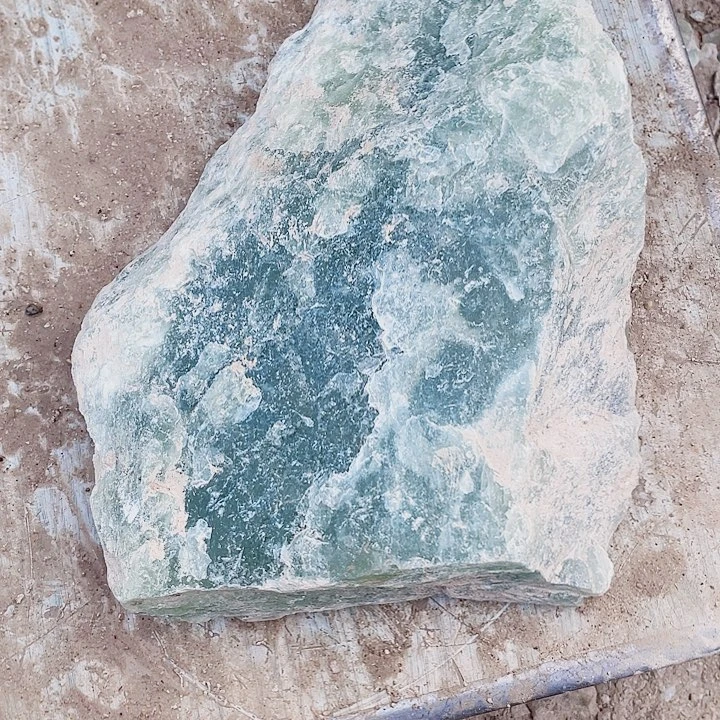 老***Q蛇纹石玉未镶嵌天然岫玉多样性发一