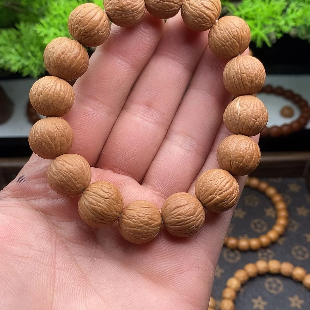 猴头核桃手串风雨