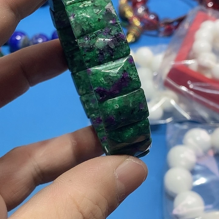 玛瑙/玉髓未镶嵌颈饰80
