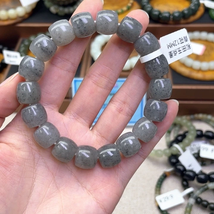 未镶嵌手链和田玉