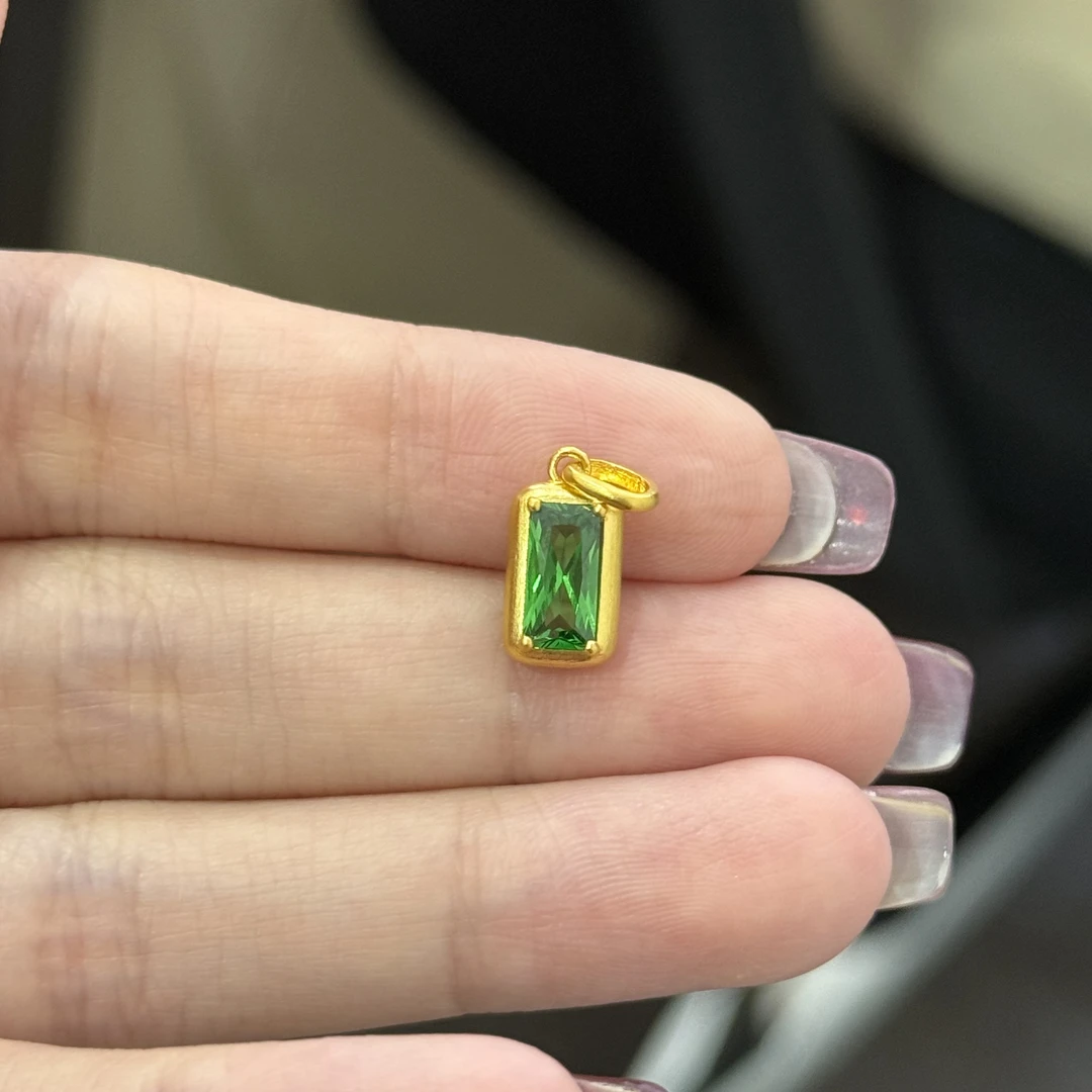 镶嵌方糖长款吊坠 足金999