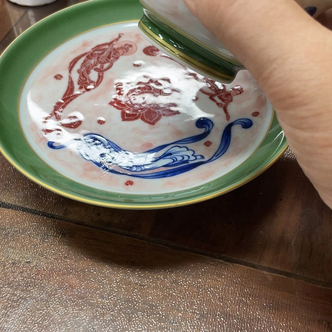 ！***？搪瓷杯子里还有很多东西