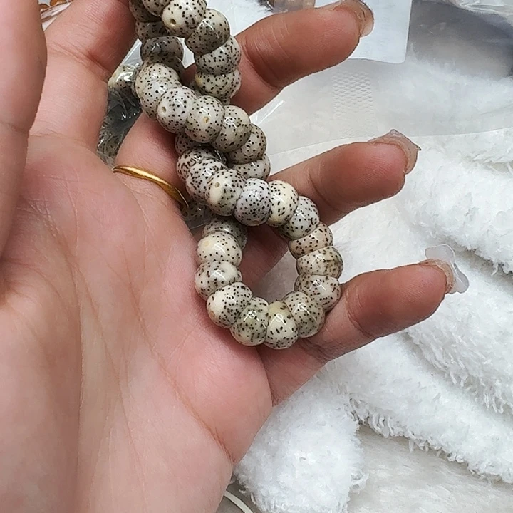 星月菩提手串350卓越星月菩提猪大肠10单圈