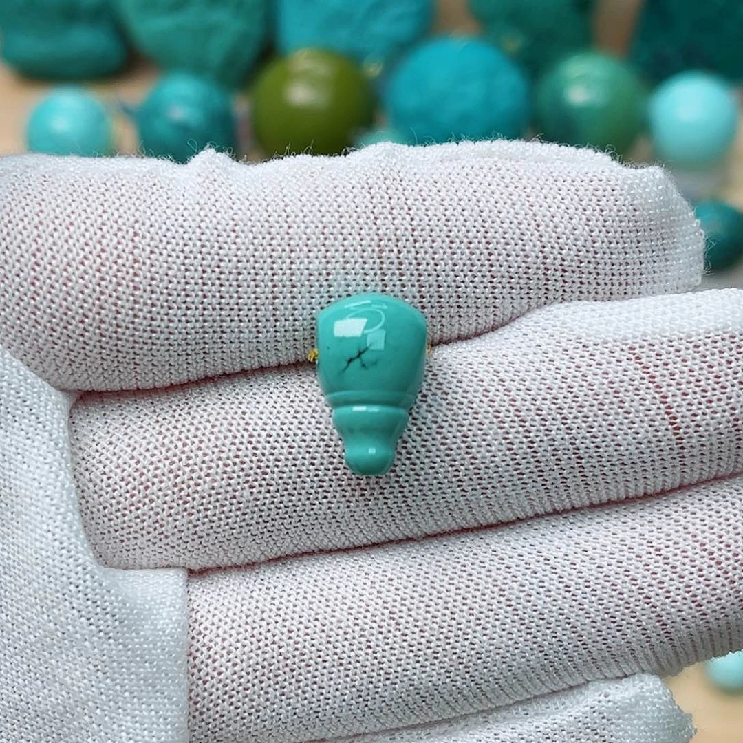 未镶嵌绿松石珠宝奇石