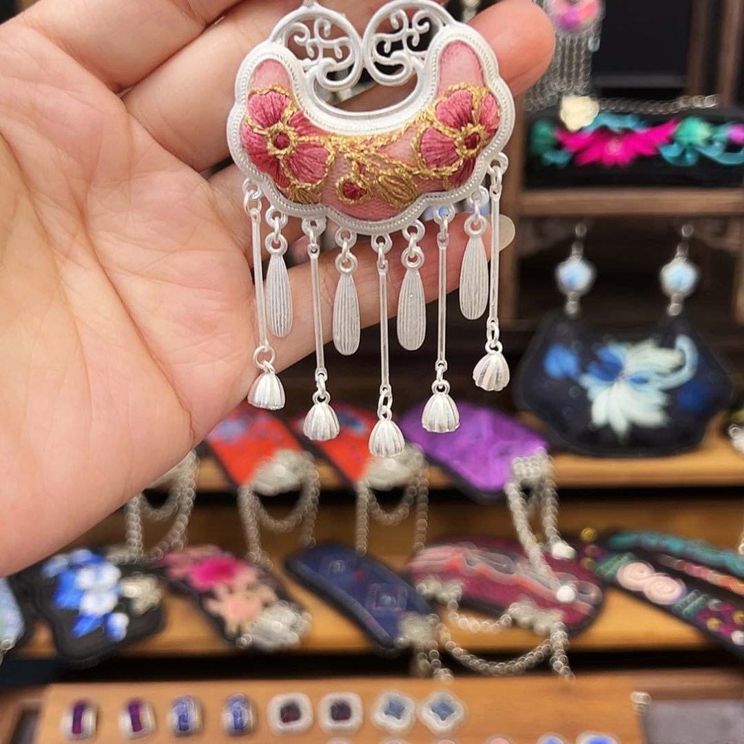织绣手工刺绣工艺品