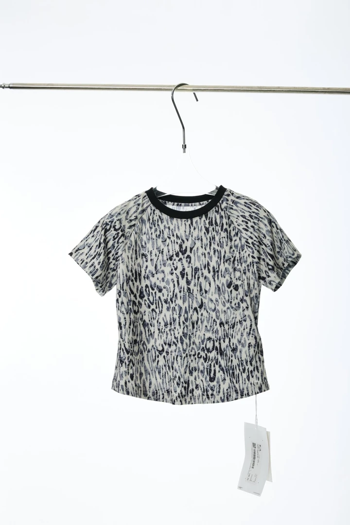 HTT小众设计感原创圆领豹纹T恤上衣5121213