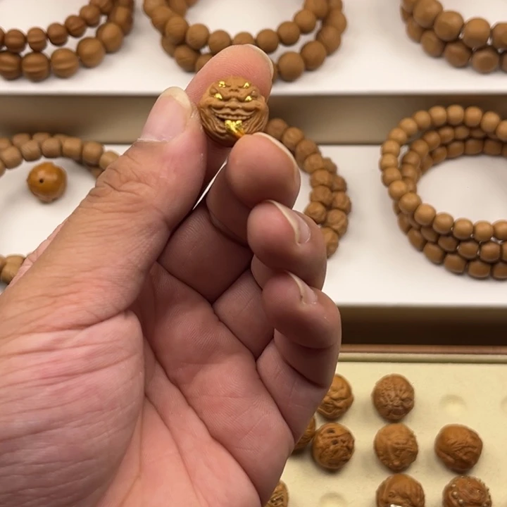 猴头核桃吊坠掉金不售后