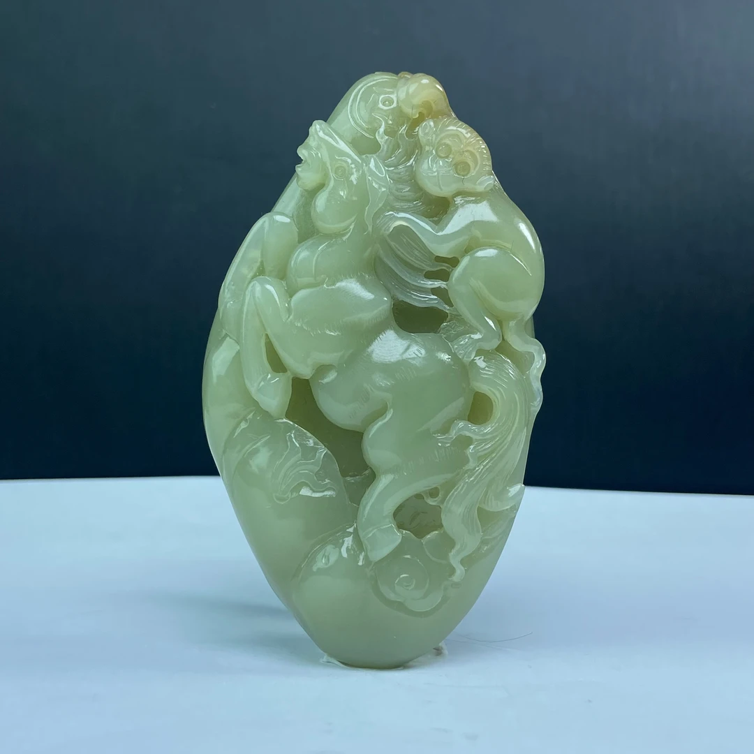 AK6069 和田玉糖玉马上封侯