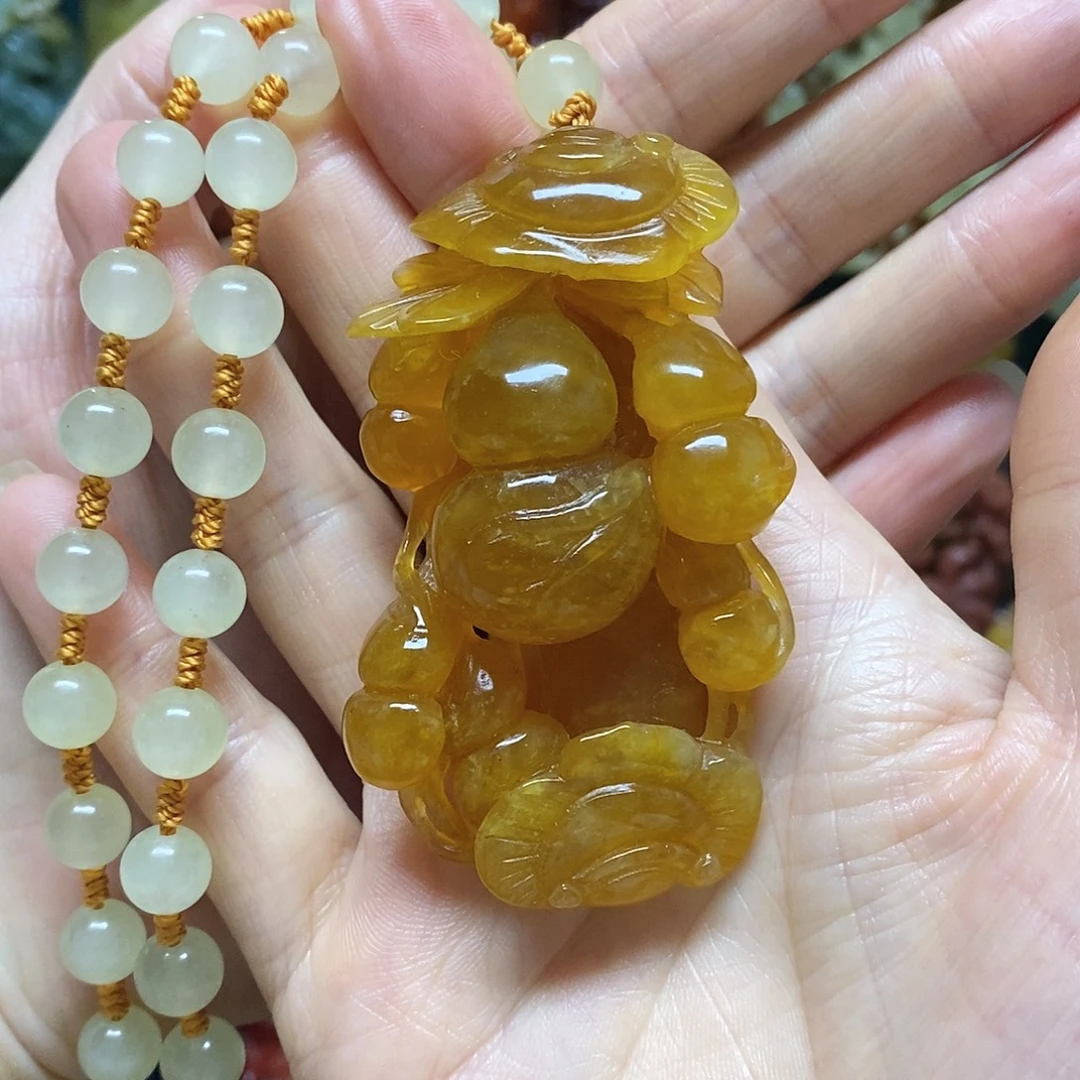 岫玉未镶嵌吊坠(赠链)