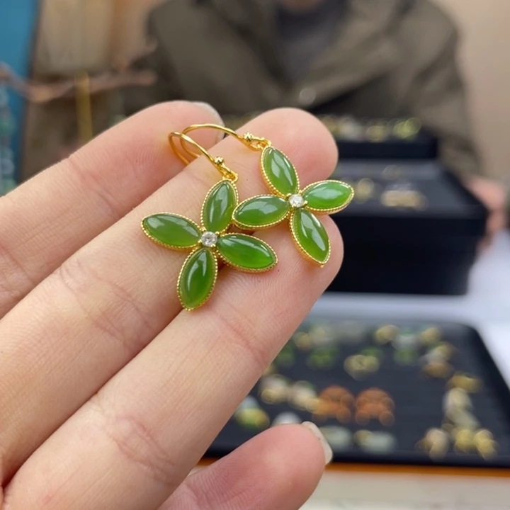 粉****和田玉银S925镶嵌耳饰