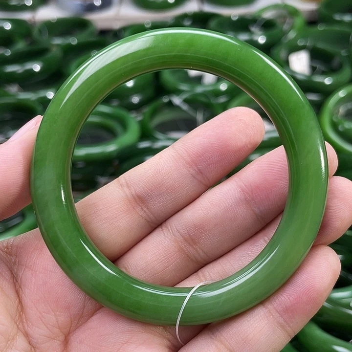 未镶嵌手镯和田玉（碧玉）