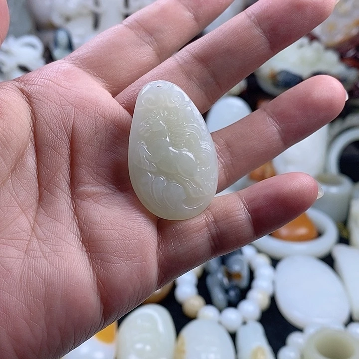 未镶嵌和田玉把件