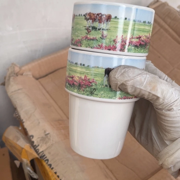 其他盘子碗砂锅都有