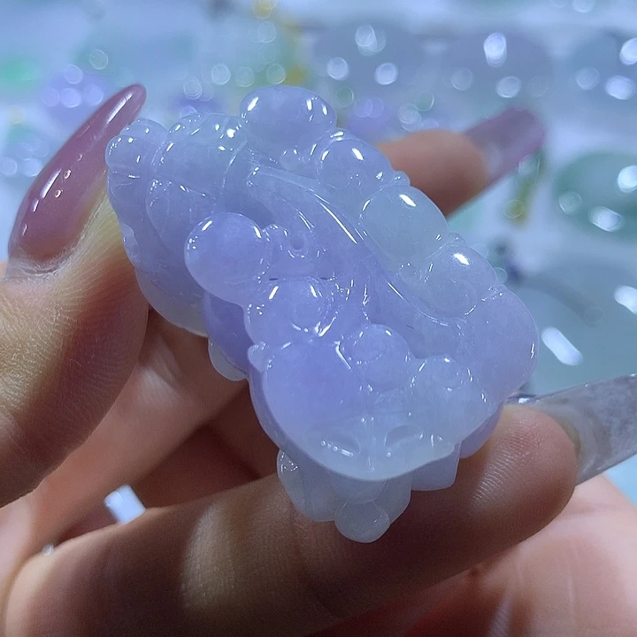 翡翠未镶嵌颈饰天然翡翠A货吊坠