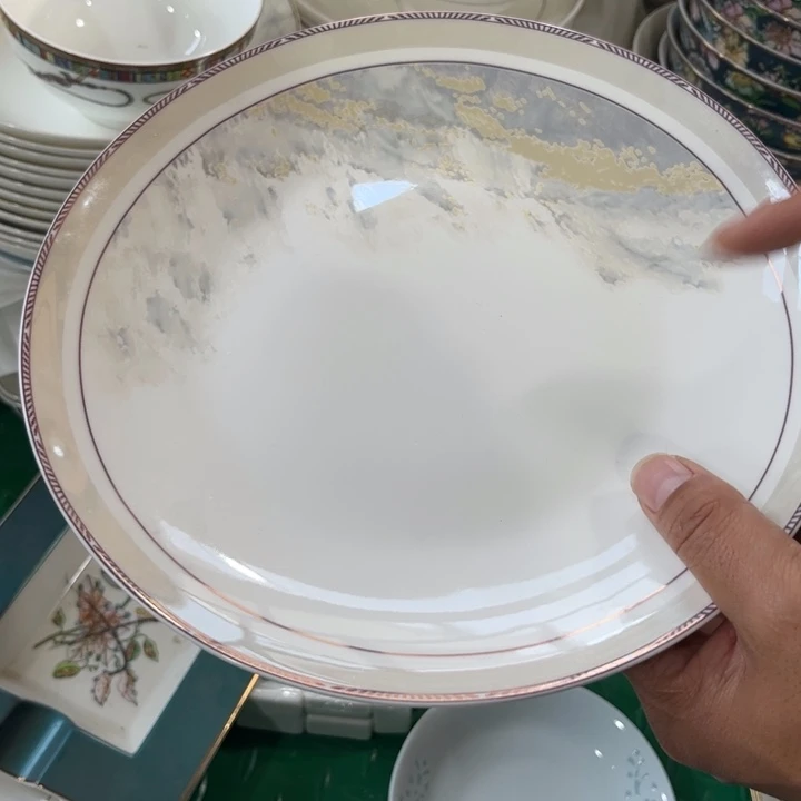 瓷片海岸十寸大盘两个微瑕