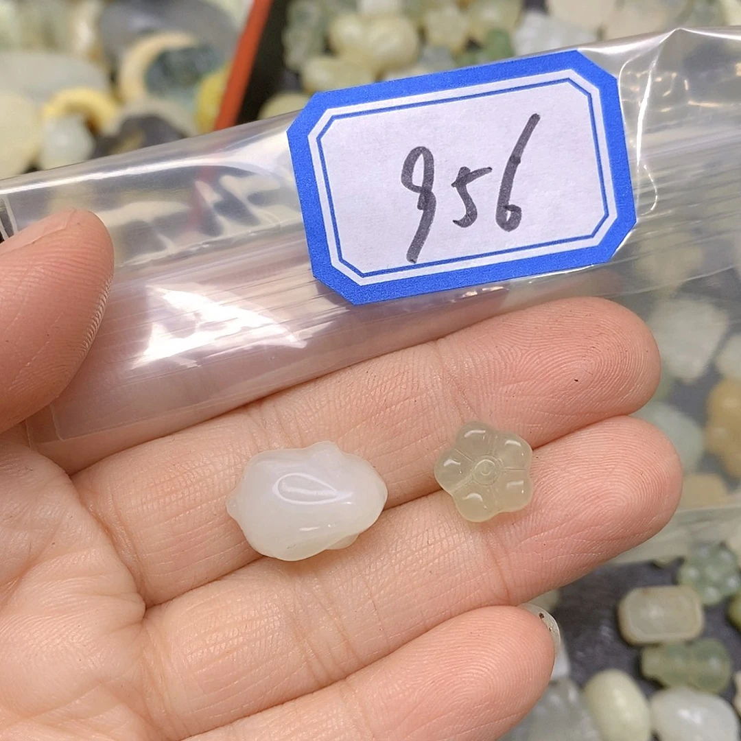 蛇纹石玉颈饰未镶嵌956