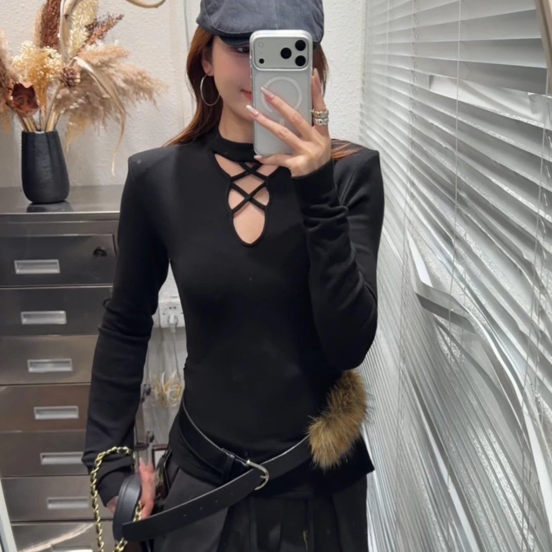 （大發）冬季新款德绒半高领镂空加绒修身显瘦打底T恤女上衣气质