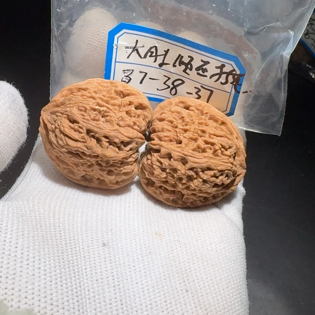 文玩核桃把件19号万字