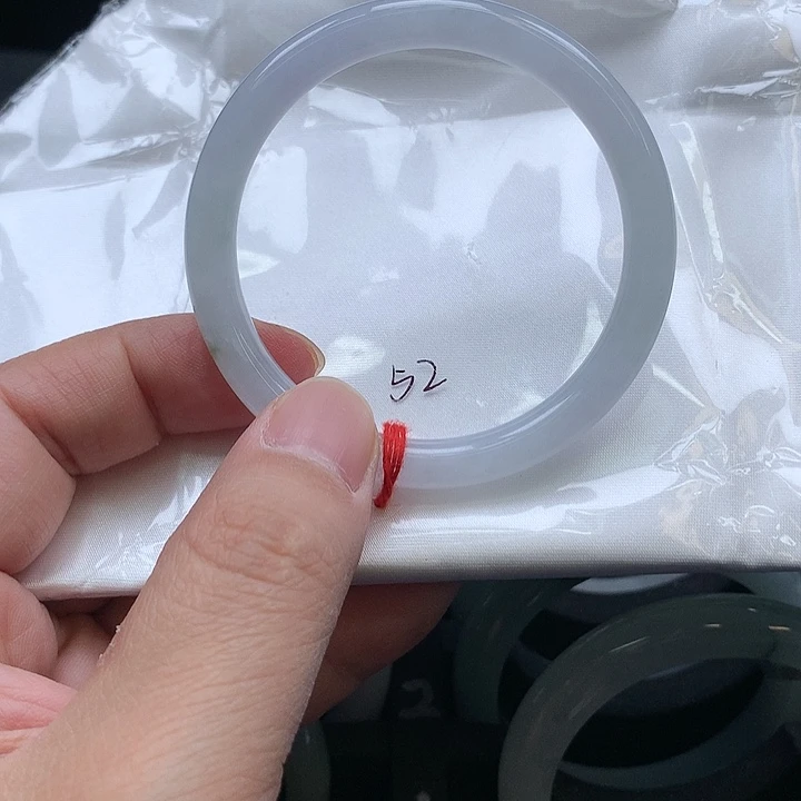 翡翠未镶嵌手镯534