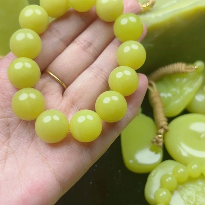 龙***&布新疆黄玉手串卡16