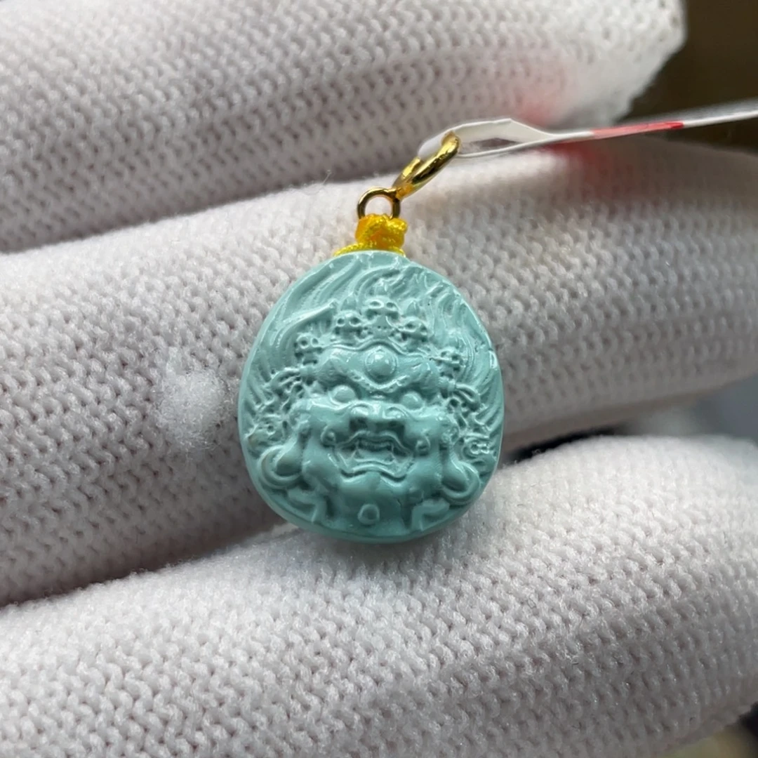 绿松石未镶嵌挂件