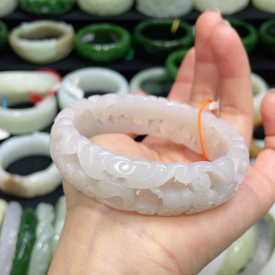 未镶嵌手镯和田玉19