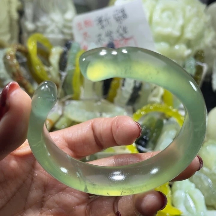 岫玉未镶嵌手镯57口径