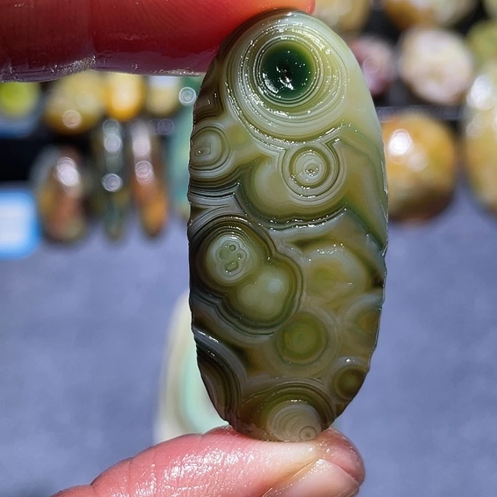 玛瑙/玉髓未镶嵌珠宝奇石