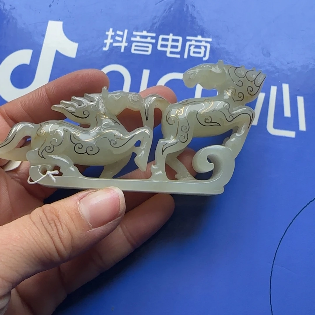 和田玉把件未镶嵌好*音