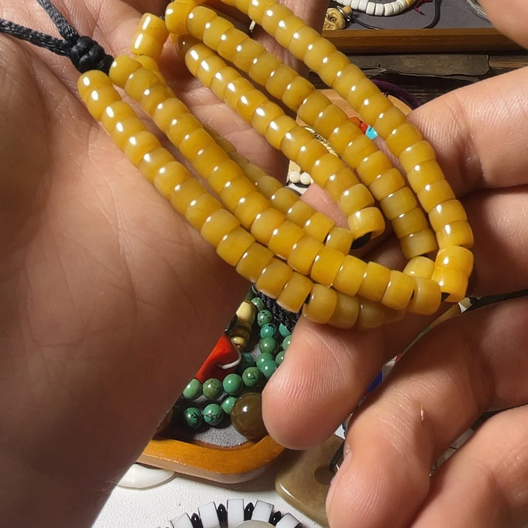 白玉菩提吊坠今****曲珠子