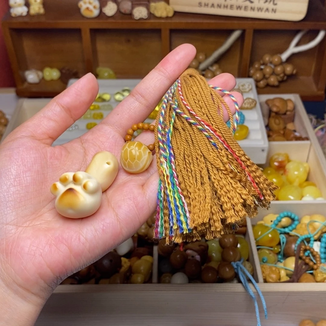 G***◦吊坠猴头核桃猫爪爱心棕流苏富甲棕跑
