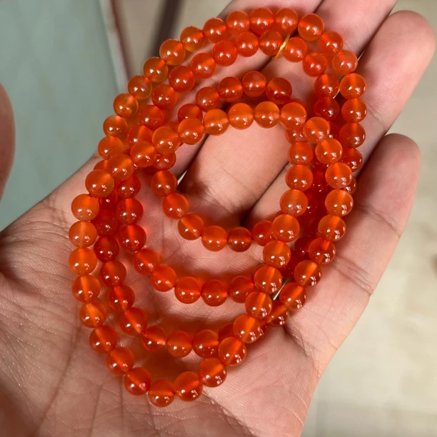 精品南红保山河湾冰红卡6圆珠多圈手串佛珠37.5克，亮橙色珠光宝气