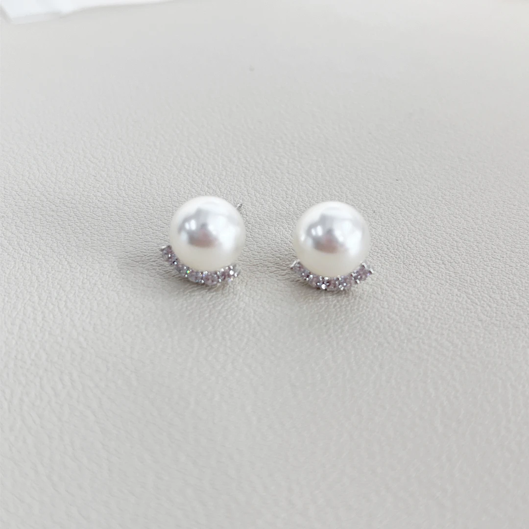 铜合金耳饰 芽怼怼(高高) 耳钉 3483