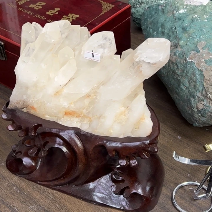 未镶嵌水晶大型摆件（非配饰）用****5753