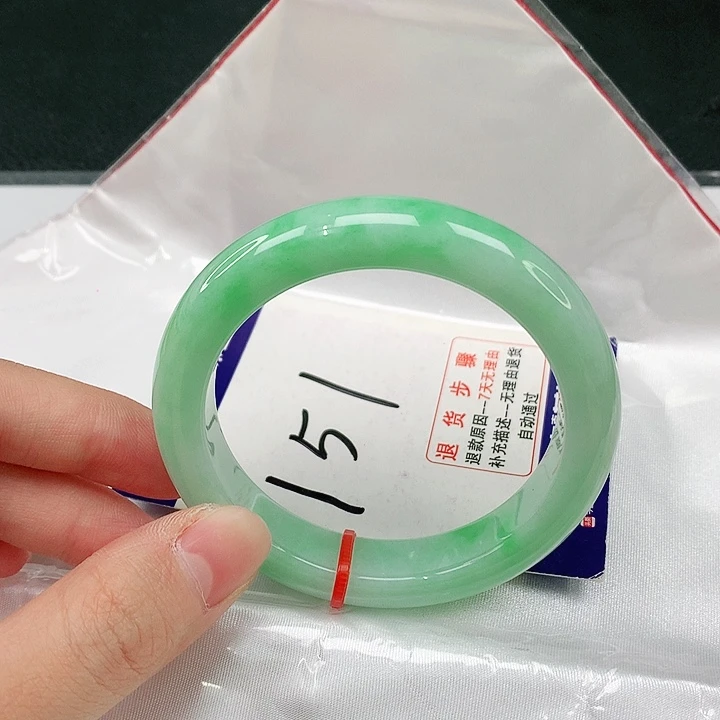 未镶嵌手镯翡翠翡翠手镯