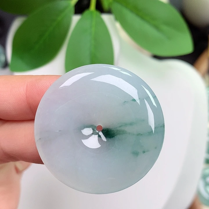 颈饰未镶嵌翡翠平安扣 35.4x6.3mm