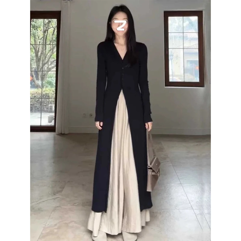 黑色V领针织开衫女2025早春新款外搭针织外套修身中长款开叉上衣