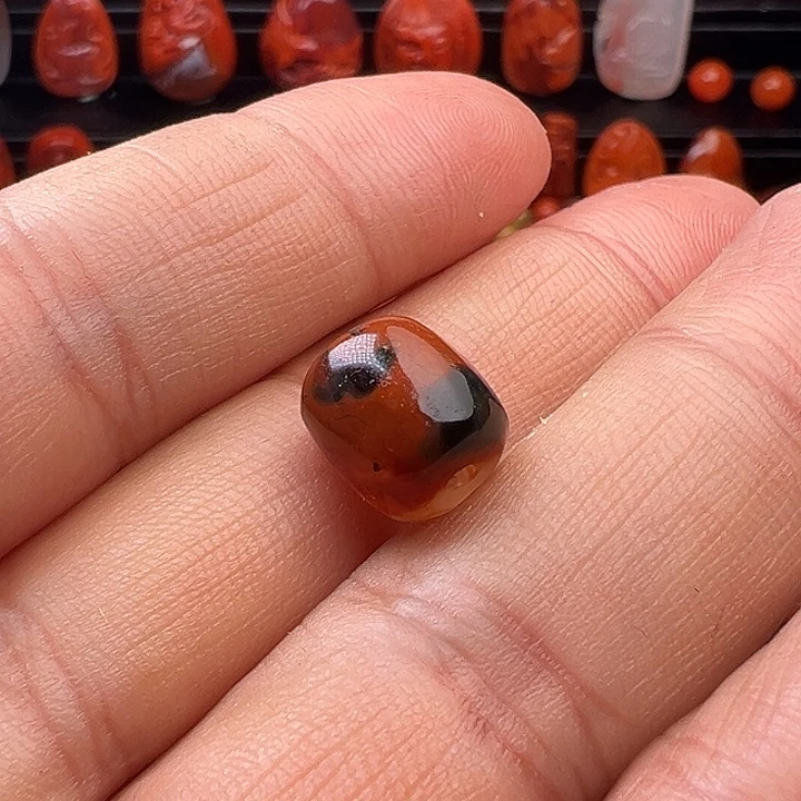 南红玛瑙未镶嵌珠子