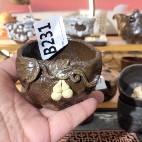 木有一点点的小姐姐