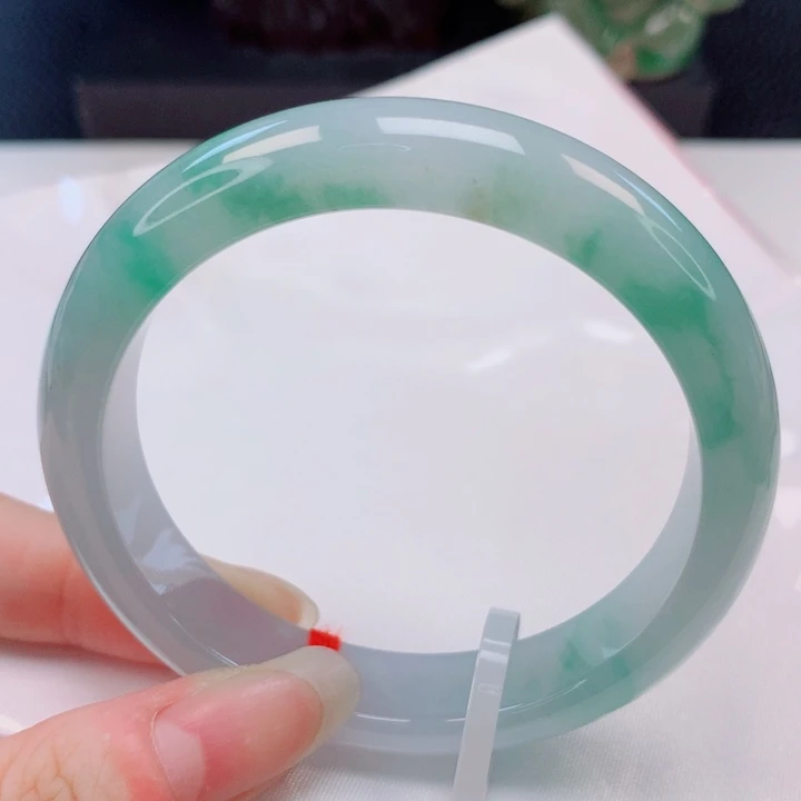 翡翠未镶嵌手镯55圈