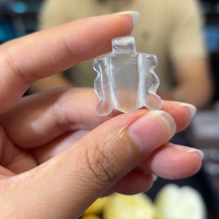 未镶嵌颈饰水晶水晶