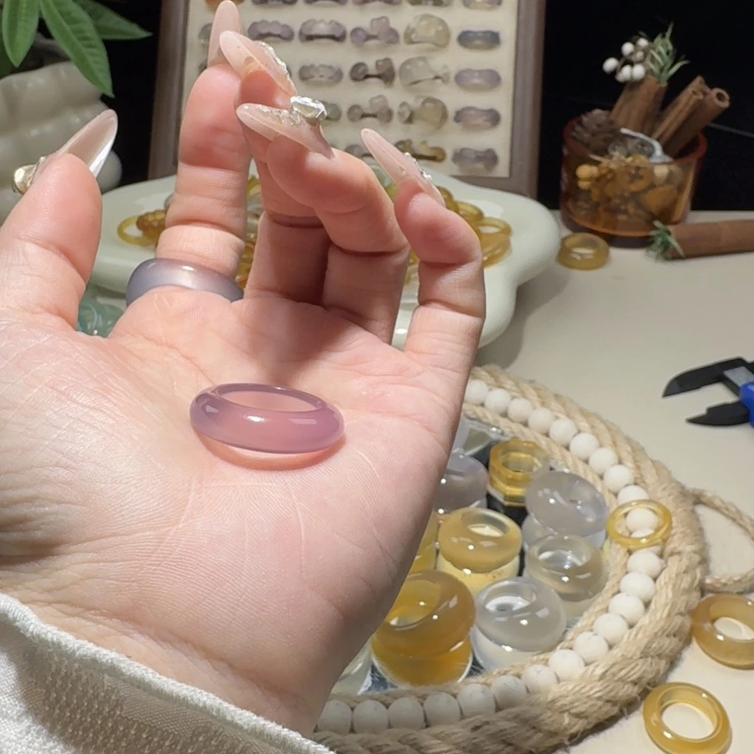 玛瑙/玉髓未镶嵌戒圈20号港14。紫紫