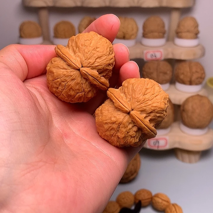 文玩核桃把件22方蟾40尺47克